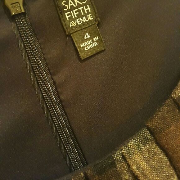 Saks 5th Avenue dress - Picture 2 of 2